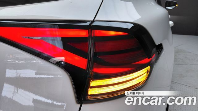 Kia Sportage Hybrid (V) Nobleless 2WD 2023 — фото 23