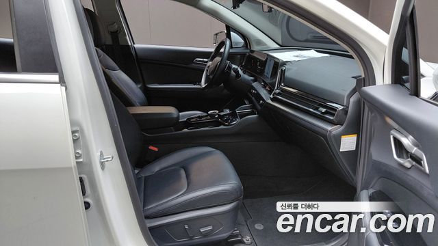 Kia Sportage Hybrid (V) Nobleless 2WD 2023 — фото 26