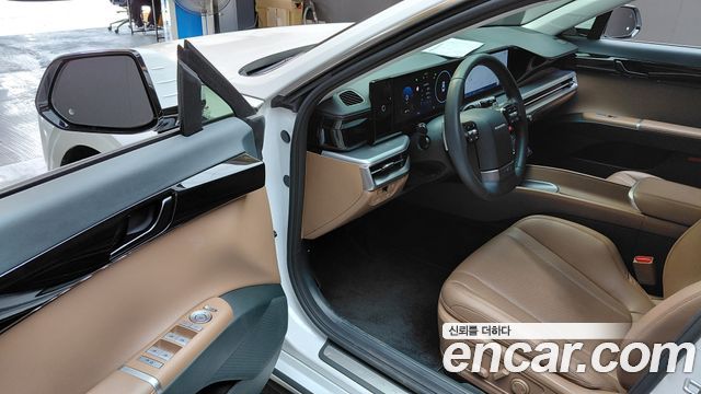 Hyundai Grandeur (GN7) 2,5 Gasoline 2WD Premium 2024 — фото 10