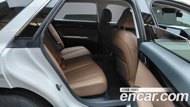 Hyundai Grandeur (GN7) 2,5 Gasoline 2WD Premium 2024 — фото 11