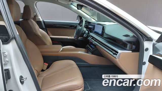 Hyundai Grandeur (GN7) 2,5 Gasoline 2WD Premium 2024 — фото 26