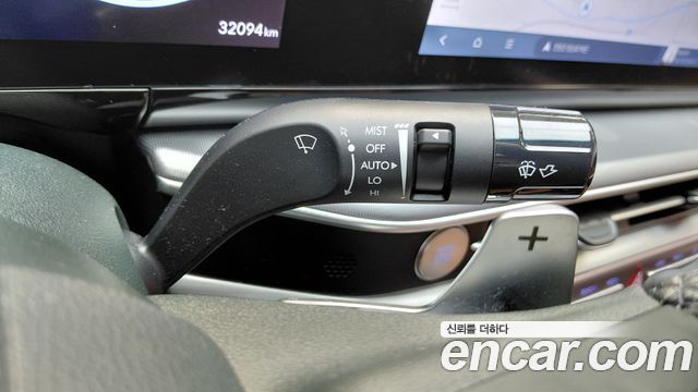 Hyundai Grandeur (GN7) 2,5 Gasoline 2WD Premium 2024 — фото 29