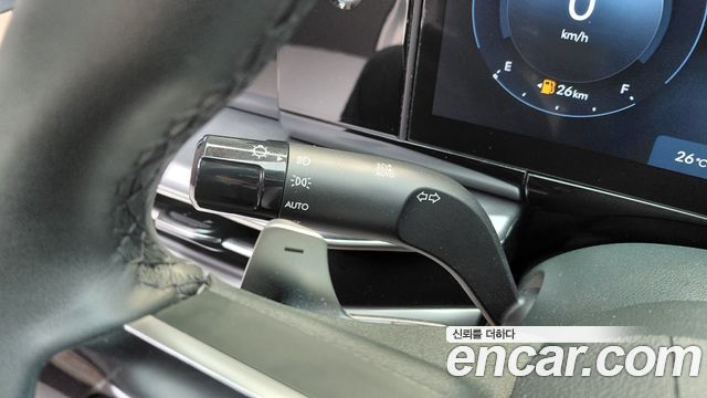 Hyundai Grandeur (GN7) 2,5 Gasoline 2WD Premium 2024 — фото 33