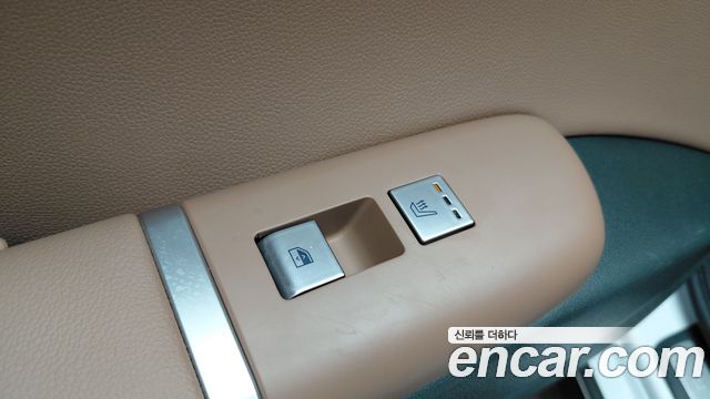 Hyundai Grandeur (GN7) 2,5 Gasoline 2WD Premium 2024 — фото 34