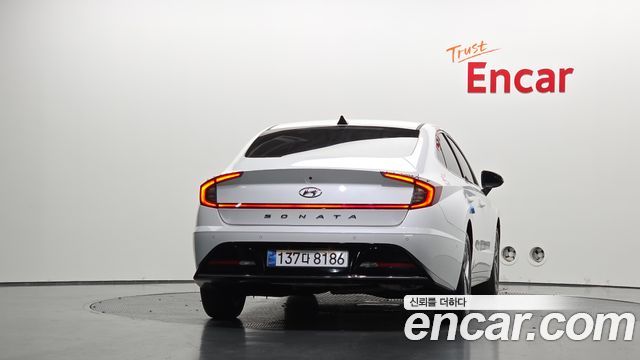 Hyundai Sonata (DN8) 2.0 Premium Plus 2022 — фото 4