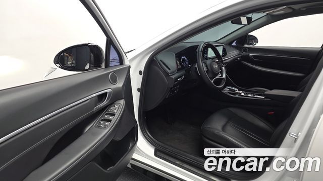 Hyundai Sonata (DN8) 2.0 Premium Plus 2022 — фото 10