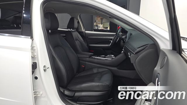 Hyundai Sonata (DN8) 2.0 Premium Plus 2022 — фото 11