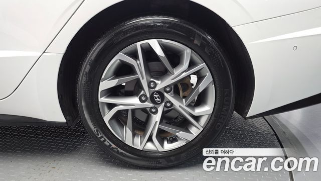 Hyundai Sonata (DN8) 2.0 Premium Plus 2022 — фото 21
