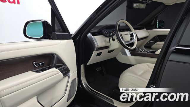 Land Rover Range Rover (V) D350 Autobiography Long Wheel Base 2023 — фото 10