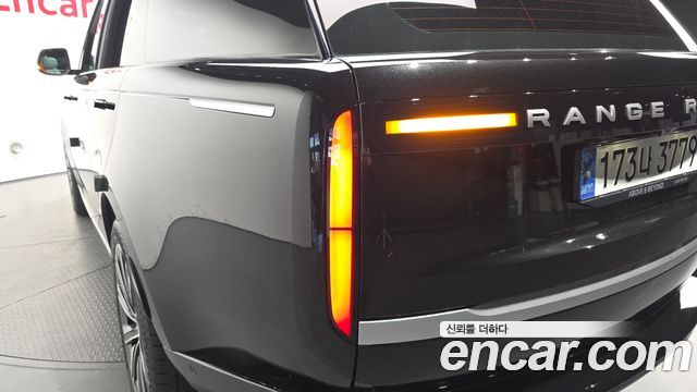 Land Rover Range Rover (V) D350 Autobiography Long Wheel Base 2023 — фото 23