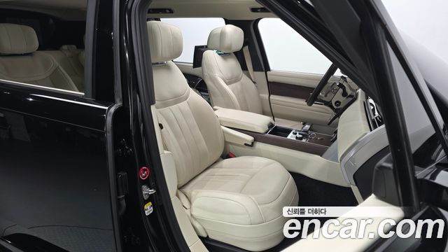 Land Rover Range Rover (V) D350 Autobiography Long Wheel Base 2023 — фото 26