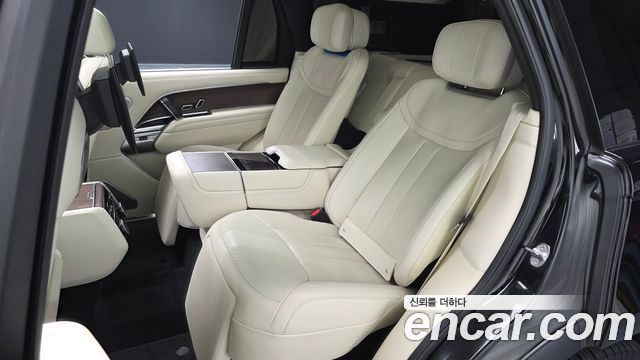 Land Rover Range Rover (V) D350 Autobiography Long Wheel Base 2023 — фото 30