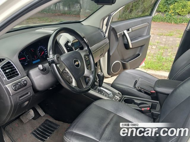 Chevrolet Captiva 2WD LT 2012 — фото 16