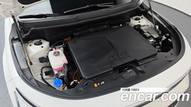 Kia Niro EV Air 2024 — фото 6