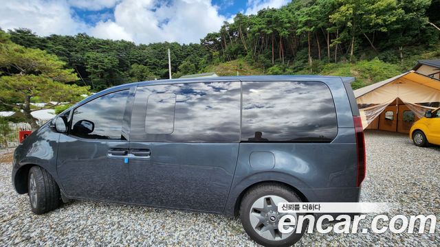 Hyundai Staria L3.5 Tourer 9-Seater Modern 2024 — фото 3