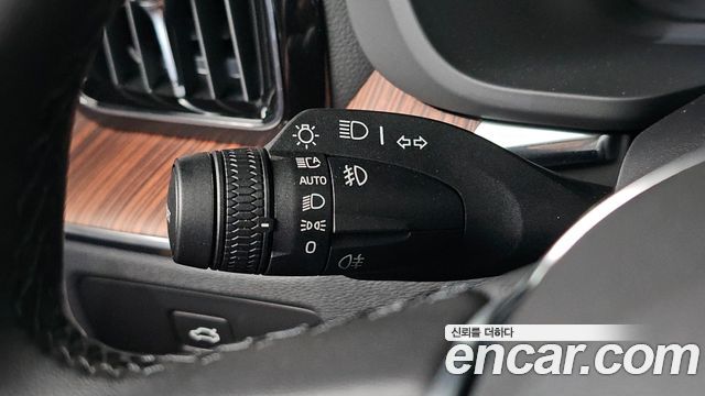 Volvo XC60 (II) B5 Ultra Bright 2025 — фото 27