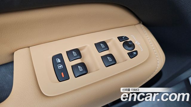 Volvo XC60 (II) B5 Ultra Bright 2025 — фото 28