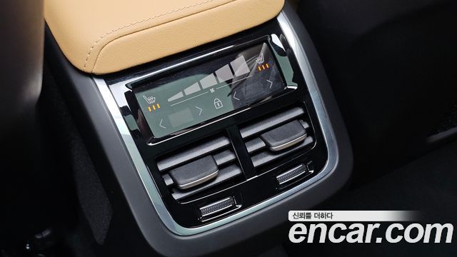 Volvo XC60 (II) B5 Ultra Bright 2025 — фото 30