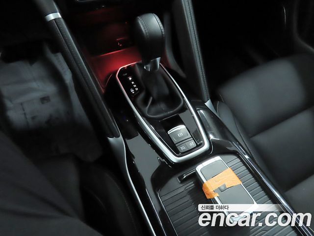Renault Korea QM6 2.0 LPe RE Signature 2WD 2022 — фото 18