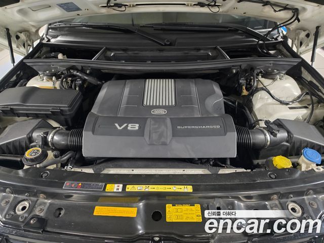 Land Rover Range Rover V8 5.0 Supercharged 2012 — фото 6