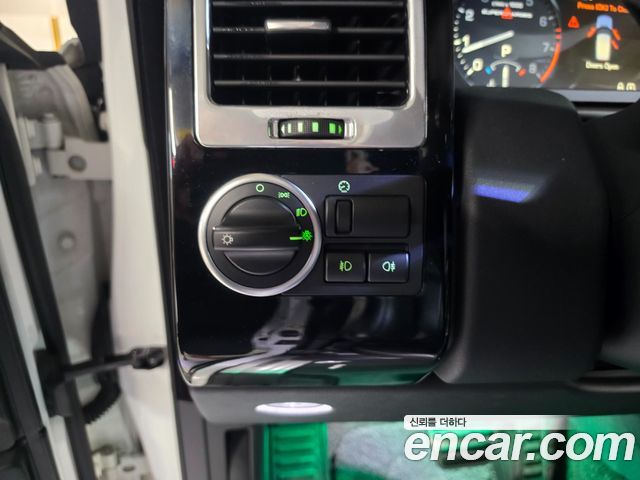 Land Rover Range Rover V8 5.0 Supercharged 2012 — фото 17