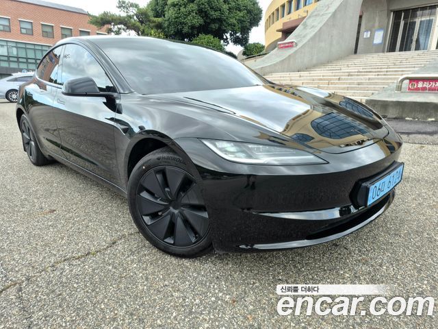 Tesla Model 3 Premium Long Range RWD 2026 — фото 18