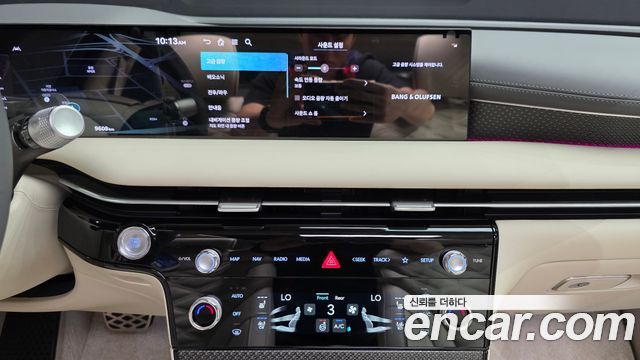 Genesis G80 (RG3) Gasoline 2.5 Turbo AWD 2025 — фото 17