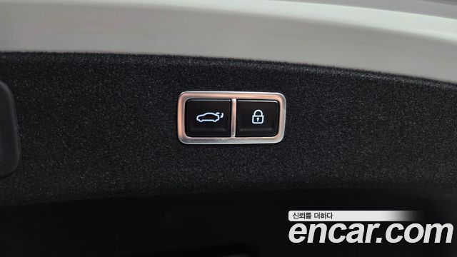 Genesis G80 (RG3) Gasoline 2.5 Turbo AWD 2025 — фото 19