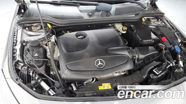 Mercedes-Benz CLA-Class (C117) CLA250 4MATIC AMG Line 2017 — фото 6