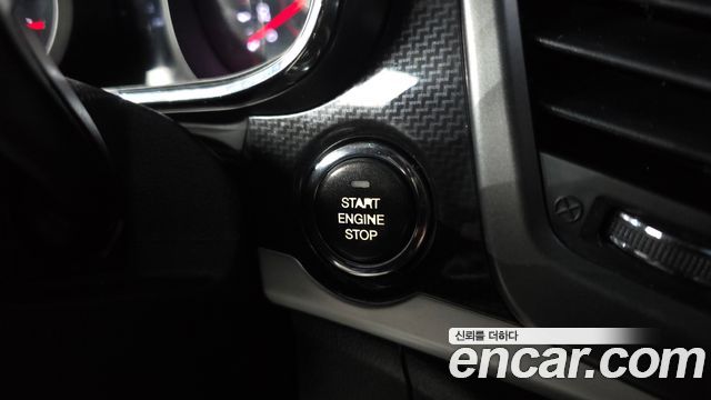 KG Mobility (SsangYong) Style Korando C 2.2 RX 2WD High DLX 2017 — фото 36