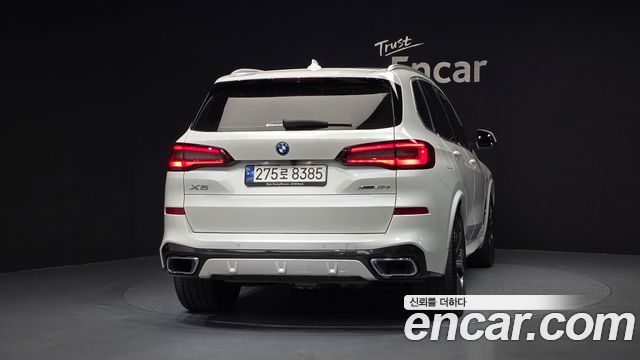 BMW X5 (G05) xDrive 45e M Sport 2022 — фото 4