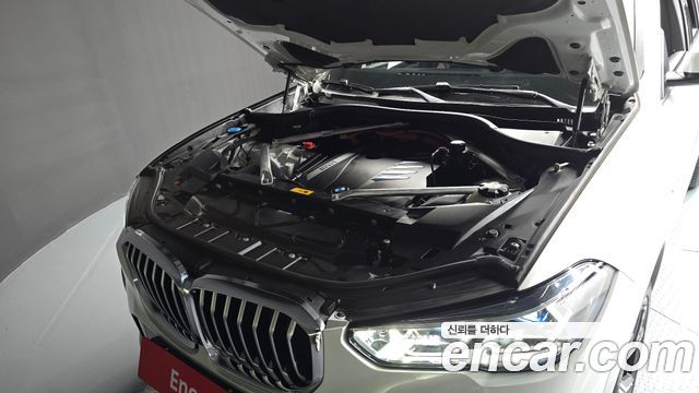 BMW X5 (G05) xDrive 45e M Sport 2022 — фото 6