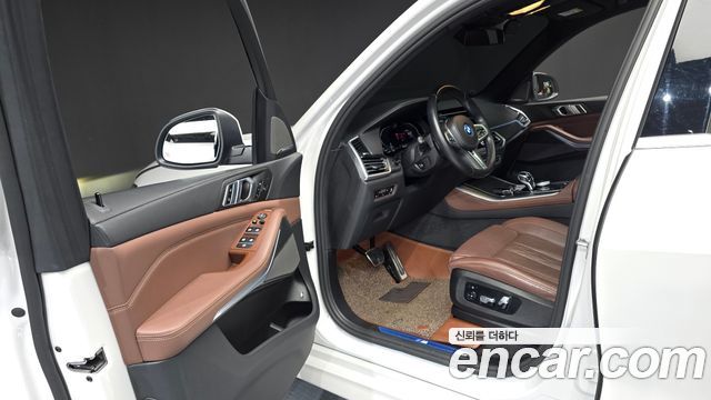 BMW X5 (G05) xDrive 45e M Sport 2022 — фото 10