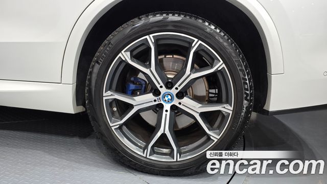 BMW X5 (G05) xDrive 45e M Sport 2022 — фото 21