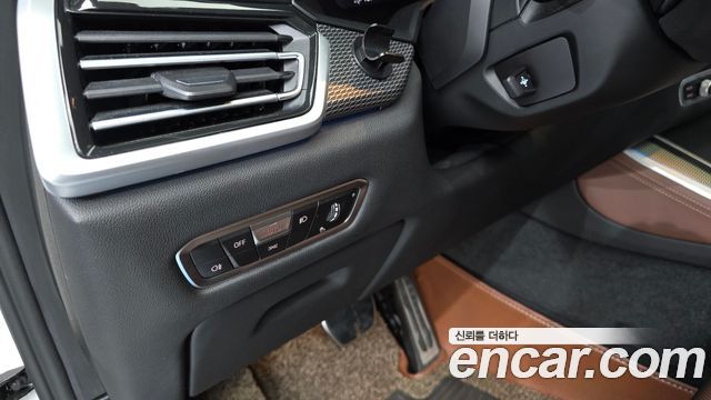BMW X5 (G05) xDrive 45e M Sport 2022 — фото 27