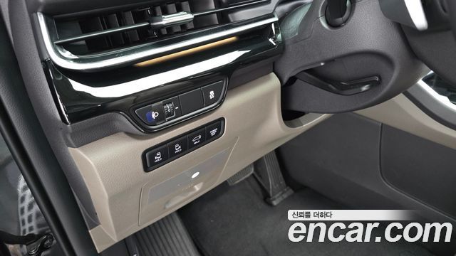 Kia Carnival (IV) HEV 7seater Gravity 2025 — фото 28