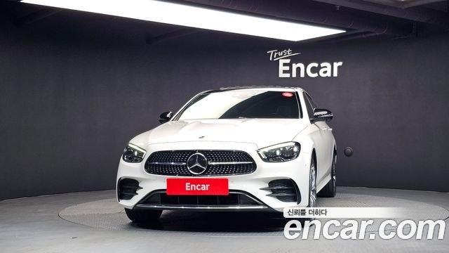 Mercedes-Benz E-Class (W213) E220d 4MATIC AMG Line 2022 — фото 3
