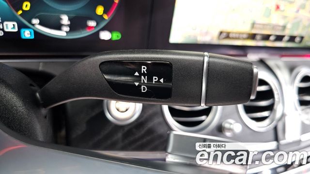 Mercedes-Benz E-Class (W213) E220d 4MATIC AMG Line 2022 — фото 9