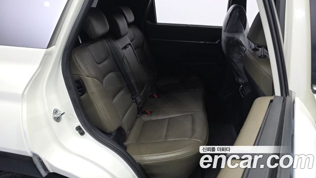 KG Mobility (SsangYong) Torres Gasoline 1.5 4WD T7 2023 — фото 12