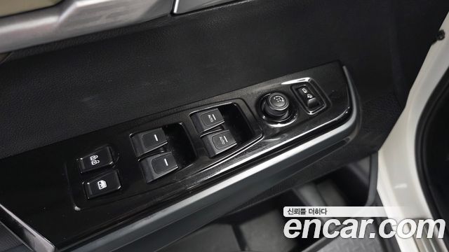 KG Mobility (SsangYong) Torres Gasoline 1.5 4WD T7 2023 — фото 35