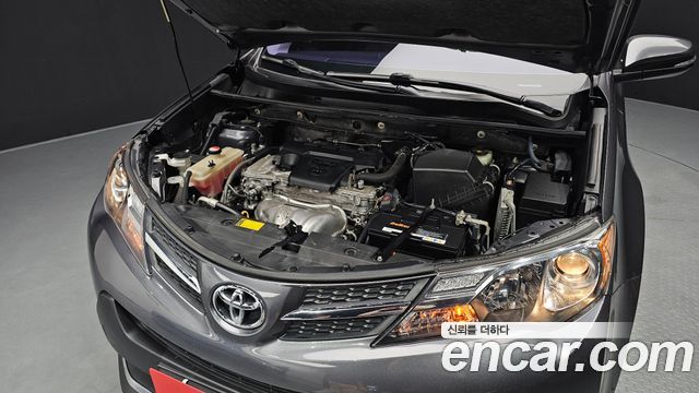 Toyota RAV4 2.5 2WD 4th 2015 — фото 6
