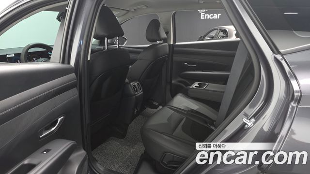 Hyundai Tucson (NX4) Gasoline 1.6 Turbo 4WD Modern 2025 — фото 11