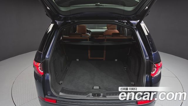 Land Rover Discovery Sport 2.0 TD4 HSE Luxury 2017 — фото 20