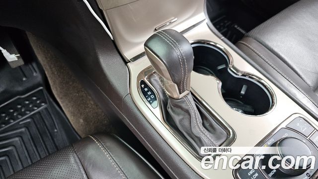 Jeep Grand Cherokee 3.0 Diesel Overland Summit WK2 2016 — фото 9
