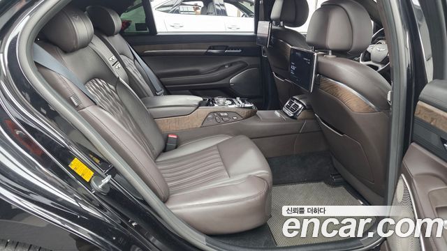 Genesis G90 5.0 AWD Prestige 2021 — фото 16