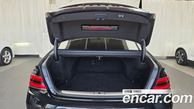 Genesis G90 5.0 AWD Prestige 2021 — фото 24