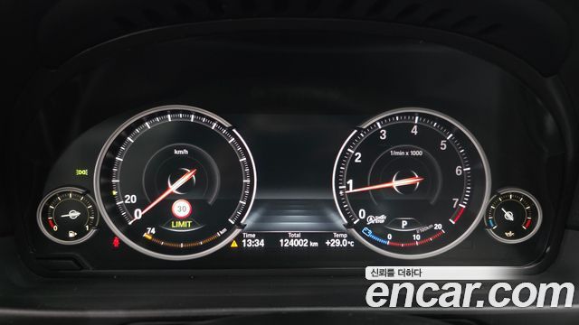 BMW 5 Series (F10) 528i M Aero Dynamic 2016 — фото 8