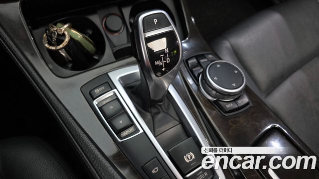BMW 5 Series (F10) 528i M Aero Dynamic 2016 — фото 9