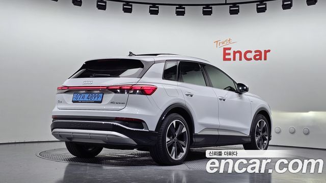 Audi Q4 e-tron (F4) 40 Premium 2023 — фото 2