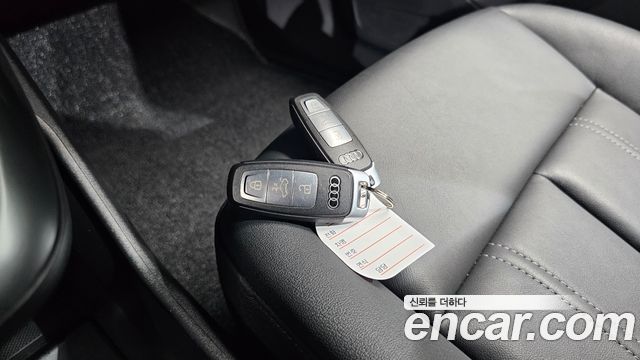 Audi Q4 e-tron (F4) 40 Premium 2023 — фото 17